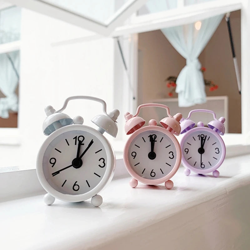 Réveil quartz nordique ⏰✨