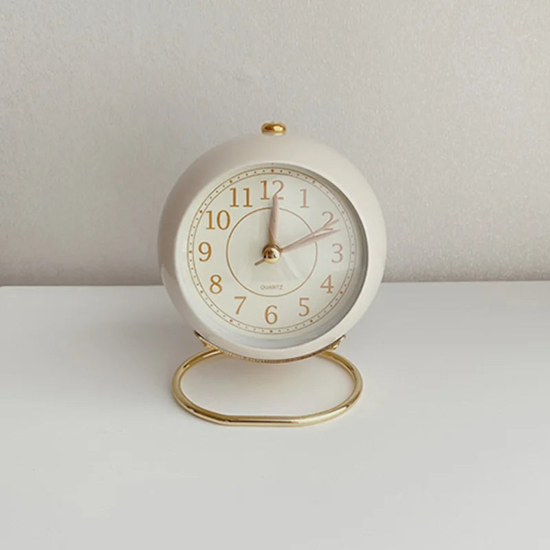 Réveil quartz nordique ⏰✨